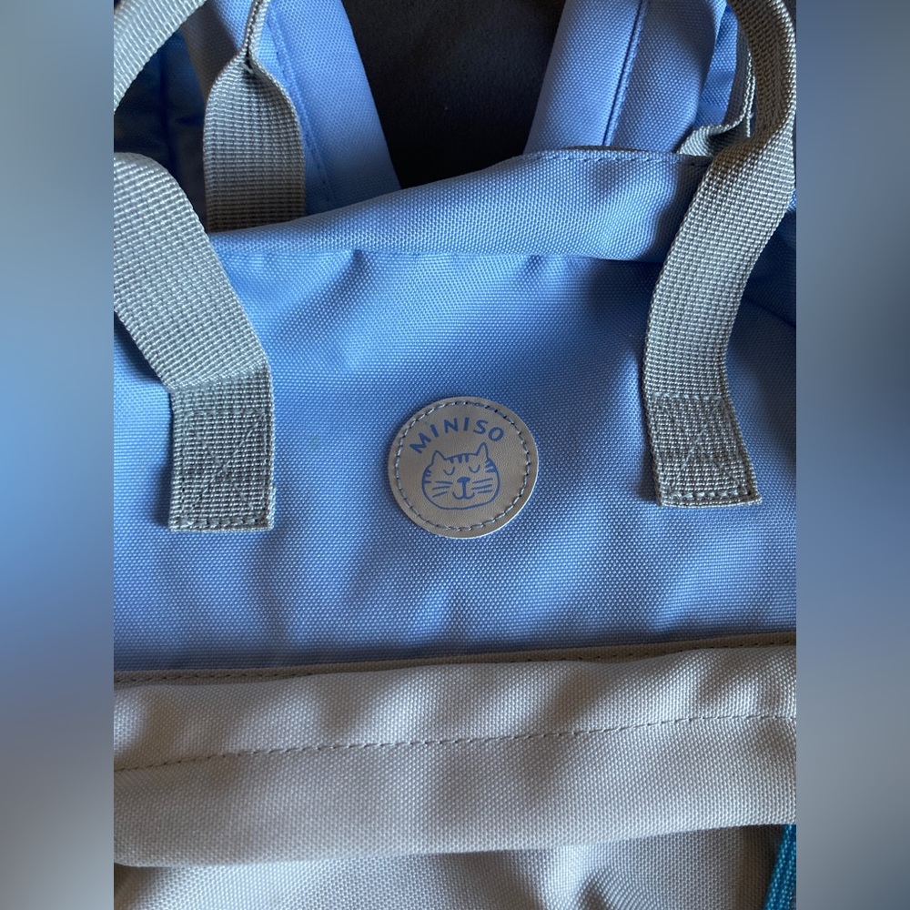 Miniso mini backpack - Picture 2 of 5